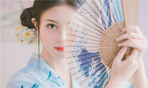 兰西供卵试管代怀生女孩：为不孕不育家庭带来希望的安全可靠解决方案